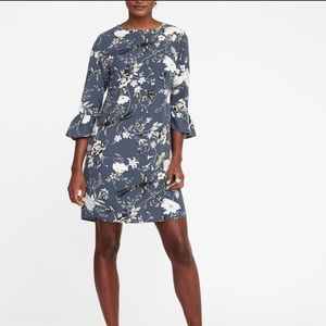 3/4 bell sleeve gray floral dress